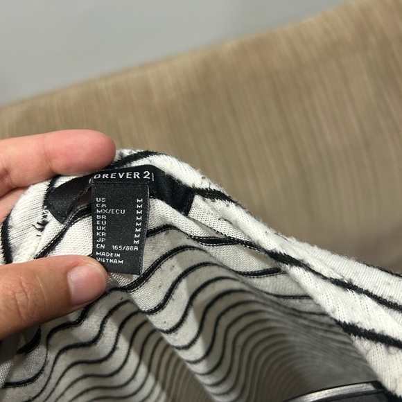 GUC striped soft tee - Picture 3 of 5